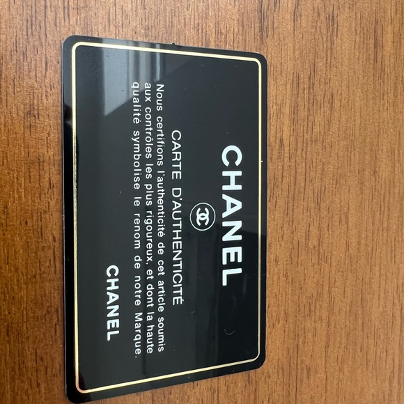 Chanel Quilted Cardholder - Green - Used Once, Like New with Box, Sleeve, Card - Picture 4 of 7